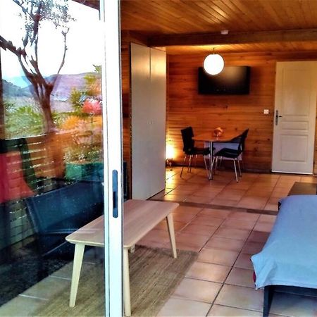 Liausson Studio 32M2 - Dans Propriete Avec Vue Imprenable Sur Le Lac Du Salagou מראה חיצוני תמונה
