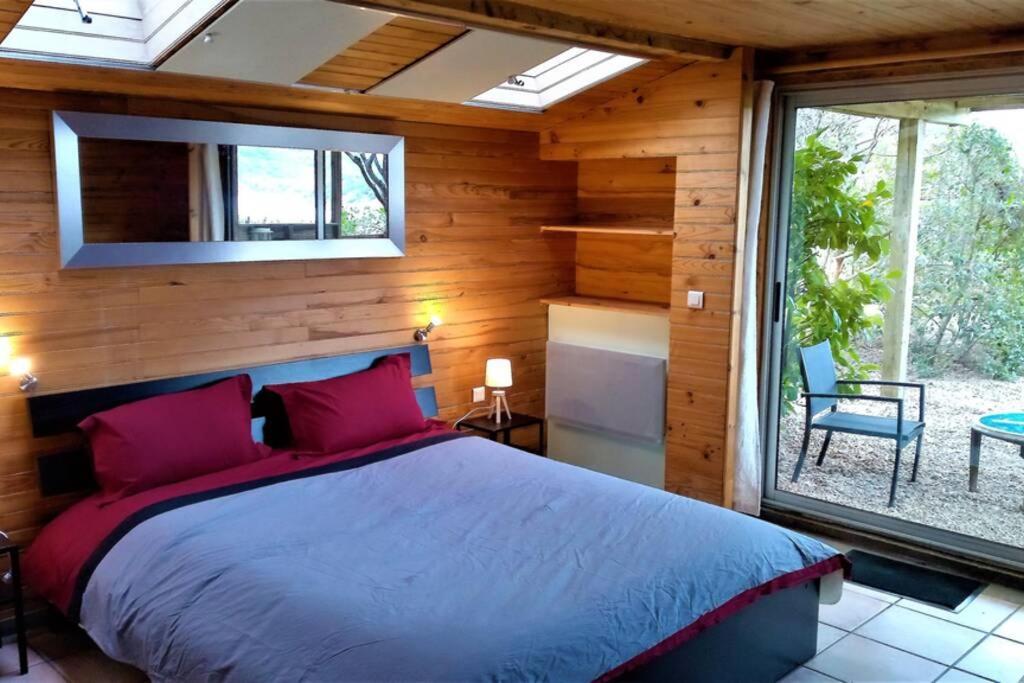 Liausson Studio 32M2 - Dans Propriete Avec Vue Imprenable Sur Le Lac Du Salagou מראה חיצוני תמונה